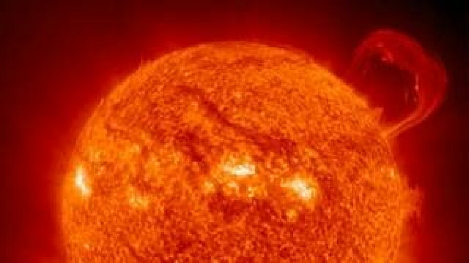 Av och till får solen utbrott då mängder av partiklar slungas mot jorden. Foto: Nasa