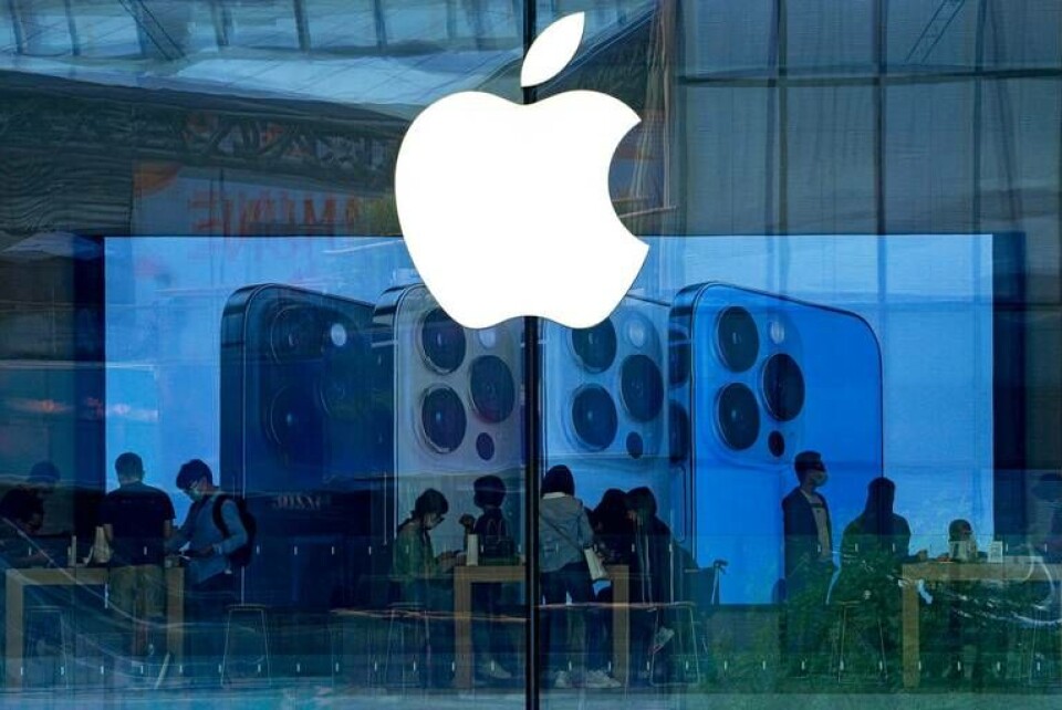 Det finns uppskattningsvis en miljard Iphone-användare globalt sett, enligt Apple själva. Foto: Andy Wong/AP/TT Det finns uppskattningsvis en miljard Iphone-användare globalt sett, enligt Apple själva. Foto: Andy Wong/AP/TT