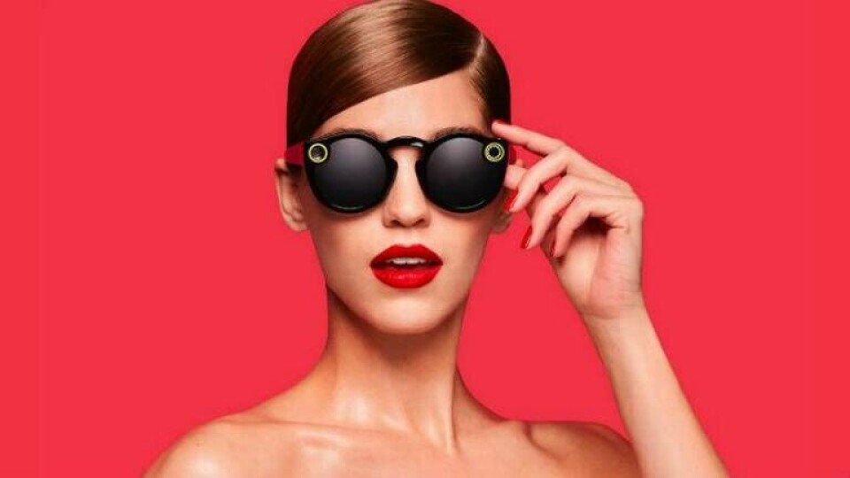 Snapchats Spectacles, ett par glasögon med inbyggda kameror. Foto: Snapchat/Spectacles. Snapchats Spectacles, ett par glasögon med inbyggda kameror. Foto: Snapchat/Spectacles.