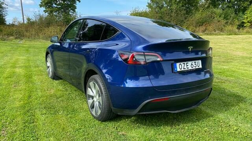 Teslas lilla crossover delar grund med Model 3, men Model Y är hela 18 cm högre. Foto: Felix Björklund