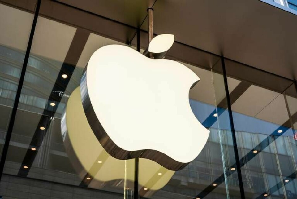 Apple-analytikern Ming-Chi Kuo tror att flaggskeppsmodellen av Iphone 2021 blir helt utan portar. Foto: Alex Tai/SOPA Images/Shutterstock