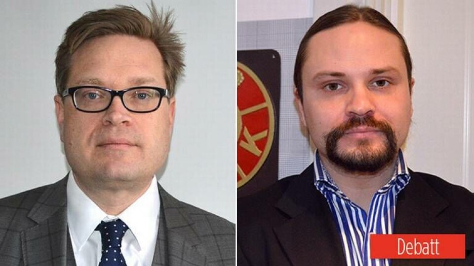 Anders Ydstedt, ordförande expertrådet, Kungliga Automobil Klubben (KAK) och Kalle Bäck, KAK, och referensgruppen för SOU om självkörande fordon på väg. Foto: KAK, Anders Ydstedt, ordförande expertrådet, Kungliga Automobil Klubben (KAK) och Kalle Bäck, KAK, och referensgruppen för SOU om självkörande fordon på väg. Foto: KAK,