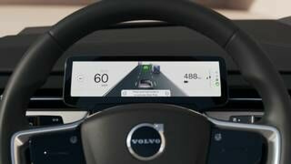 Den mindre skärmen ovanför ratten ska visa instrument och ge väganvisningar. Foto: Volvo Cars