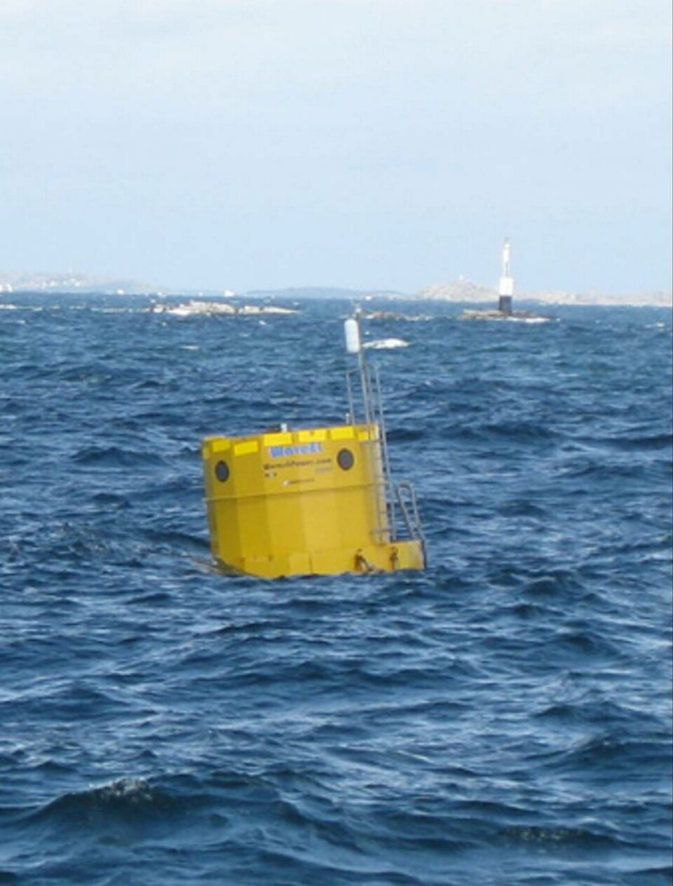 Vågkraft från Waves4power beönas med utmärkelsen Climat Solver 2012. Vågkraft från Waves4power beönas med utmärkelsen Climat Solver 2012.