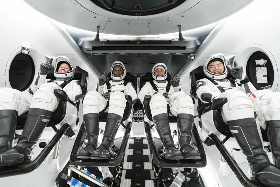 Bemanningen på Spacex Crew-1. Från vänster är det Nasa-astronauterna Shannon Walker, Victor Glover och Mike Hopkins följda av Jaxa-astronauten Soichi Noguchi. Foto: Spacex