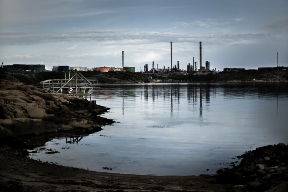 Preemraff i Lysekil. Preem meddelade i höstas att företaget tar tillbaka sin ansökan om utbyggnad. Verksamheten är en av dem i Sverige som orsakar störst koldioxidutsläpp. Foto: DEROS ANDERS/Aftonbladet/TT Preemraff i Lysekil. Preem meddelade i höstas att företaget tar tillbaka sin ansökan om utbyggnad. Verksamheten är en av dem i Sverige som orsakar störst koldioxidutsläpp. Foto: DEROS ANDERS/Aftonbladet/TT