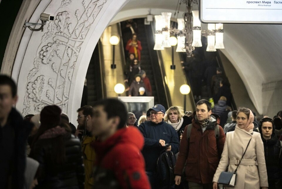 Passagerare i Moskvas tunnelbana filmas av en diskret övervakningskamera. Arkivbild.
Foto: Foto: Alexander Zemlianichenko/AP/TT Passagerare i Moskvas tunnelbana filmas av en diskret övervakningskamera. Arkivbild.
Foto: Foto: Alexander Zemlianichenko/AP/TT