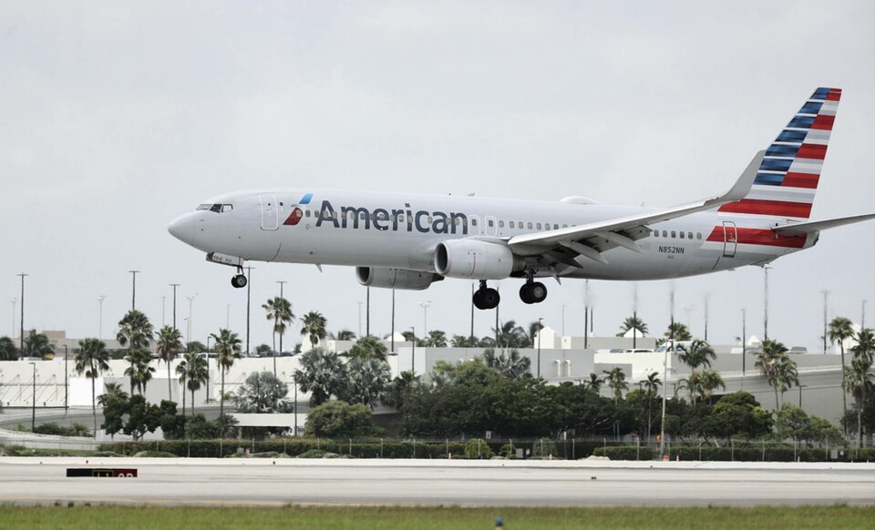American Airlines har börjat flyga med Boeing 737 Max-planen igen. Arkivbild. Foto: Wilfredo Lee/AP/TT American Airlines har börjat flyga med Boeing 737 Max-planen igen. Arkivbild. Foto: Wilfredo Lee/AP/TT