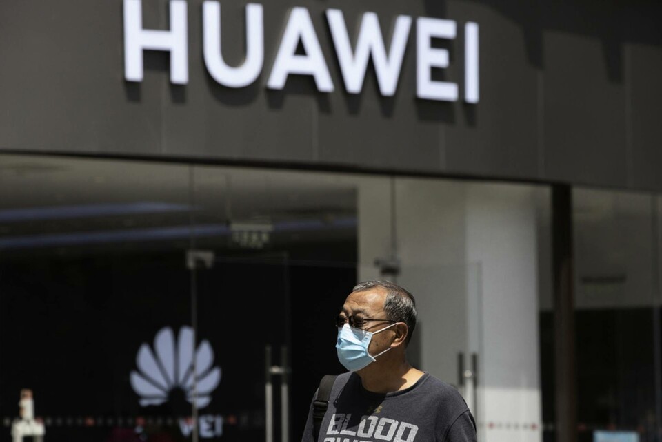 Huawei är ett kinesiskt telekomföretag. Foto: Ng Han Guan/AP/TT Huawei är ett kinesiskt telekomföretag. Foto: Ng Han Guan/AP/TT