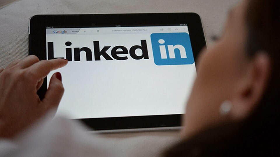 Har du de här fyra sakerna på Linkedin? Plocka bort dem, råder experten. Foto: Dpa picture alliance / Alamy Har du de här fyra sakerna på Linkedin? Plocka bort dem, råder experten. Foto: Dpa picture alliance / Alamy