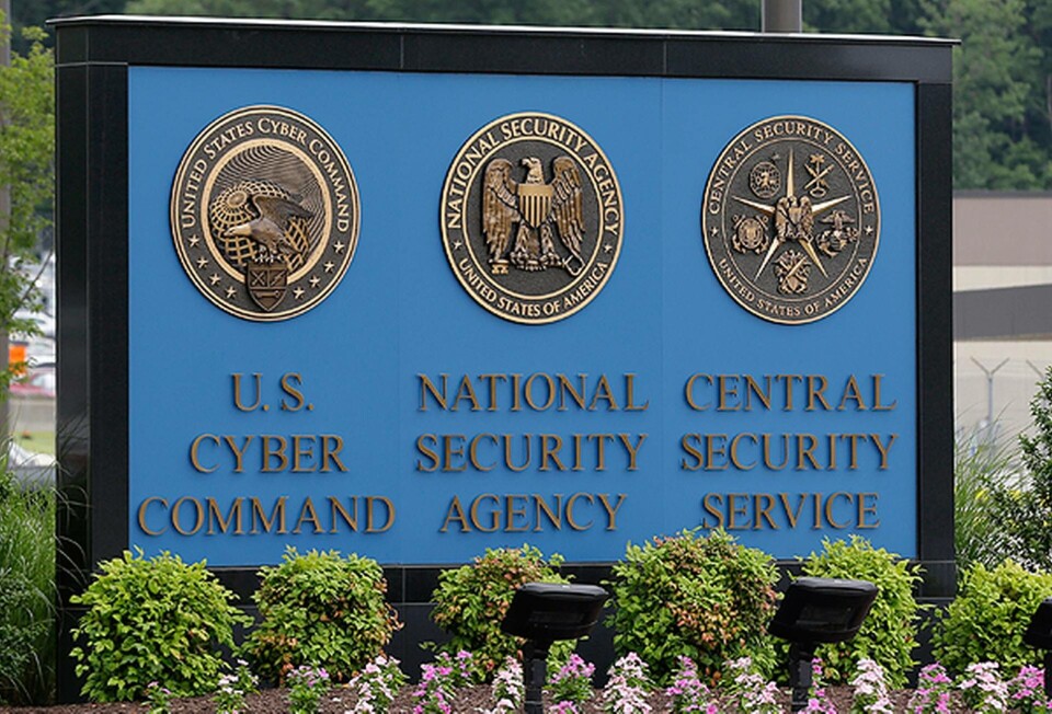 Representanthuset i USA har med stor majoritet röstat ja till ett lagförslag som vill förbjuda signalspaningstjänsten NSA att samla in trafikuppgifter om alla amerikaners telefonsamtal. Foto: TT Representanthuset i USA har med stor majoritet röstat ja till ett lagförslag som vill förbjuda signalspaningstjänsten NSA att samla in trafikuppgifter om alla amerikaners telefonsamtal. Foto: TT
