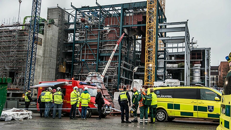 Två personer omkom i arbetsplatsolyckan då ett byggelement rasade vid Fortums blivande kraftvärmeverk i november 2014. Arkivbild: Lars Pehrson / SvD / TT