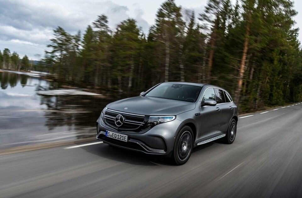 Mercedes EQC på vägen. Foto: Mercedes Mercedes EQC på vägen. Foto: Mercedes