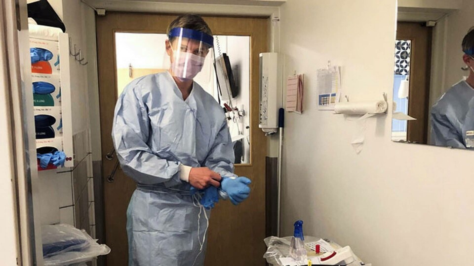 Jakob Löndahl, docent i aerosolteknologi vid Lunds universitet, forskar om hur coronaviruset beter sig i luften. Foto: Sara Thuresson/Lunds universitet Jakob Löndahl, docent i aerosolteknologi vid Lunds universitet, forskar om hur coronaviruset beter sig i luften. Foto: Sara Thuresson/Lunds universitet