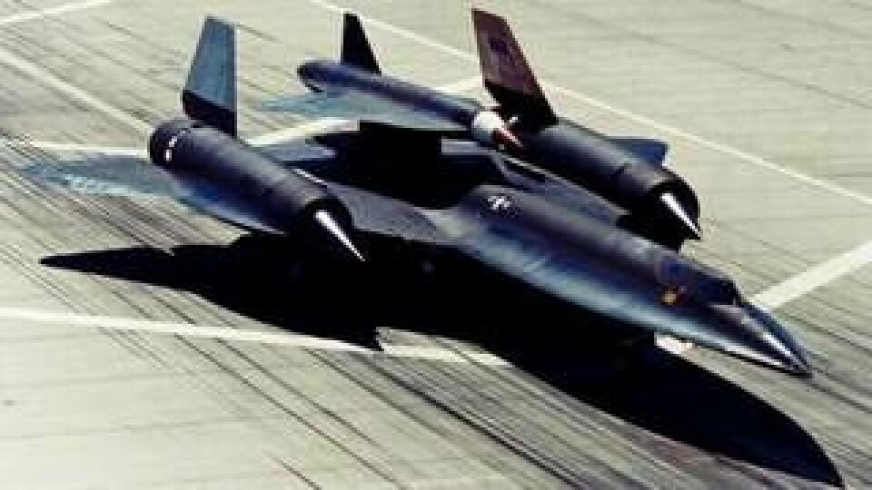 Planet Blackbird med D-21. Foto: US Air Force