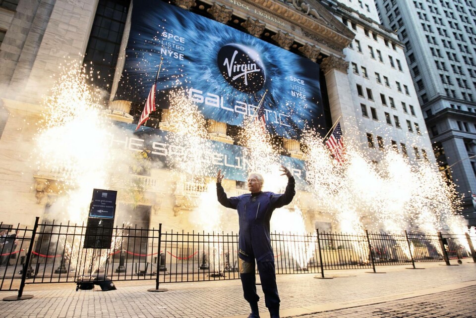 Virgin Galactics grundare Richard Branson gör sig redo för sin första rymdfärd. Arkivbild. Foto: Richard Drew/AP/TT Virgin Galactics grundare Richard Branson gör sig redo för sin första rymdfärd. Arkivbild. Foto: Richard Drew/AP/TT