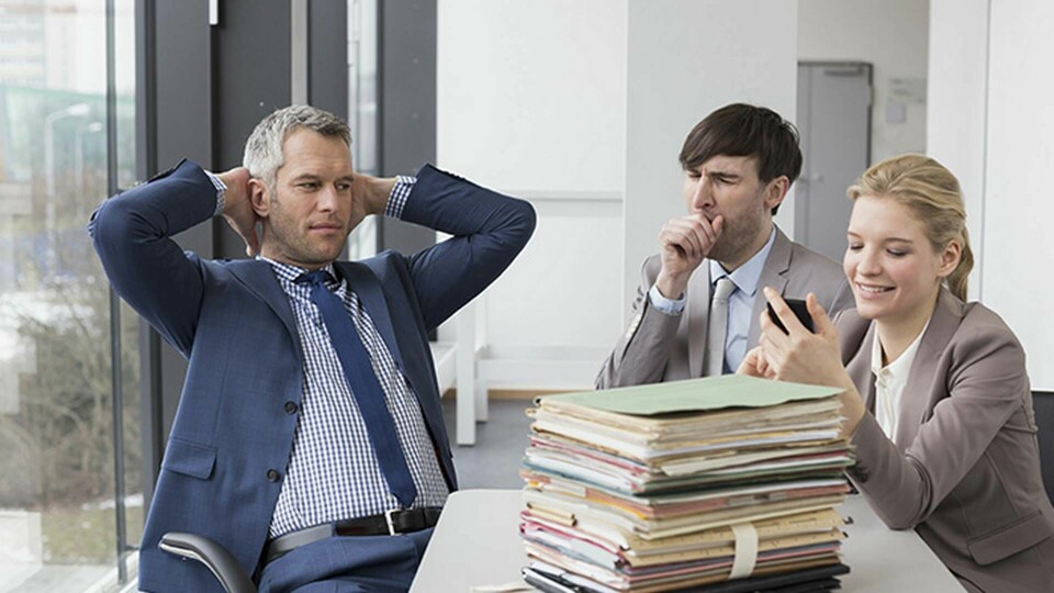 Många upplever möten på jobbet som meningslösa, men så behöver det inte vara. Foto: IBL