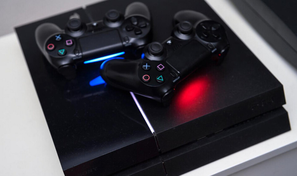 Hitta en kritisk bugg i PS4 – och belönas med 50 000 dollar, det är vad Sony vill. Foto: TT Hitta en kritisk bugg i PS4 – och belönas med 50 000 dollar, det är vad Sony vill. Foto: TT