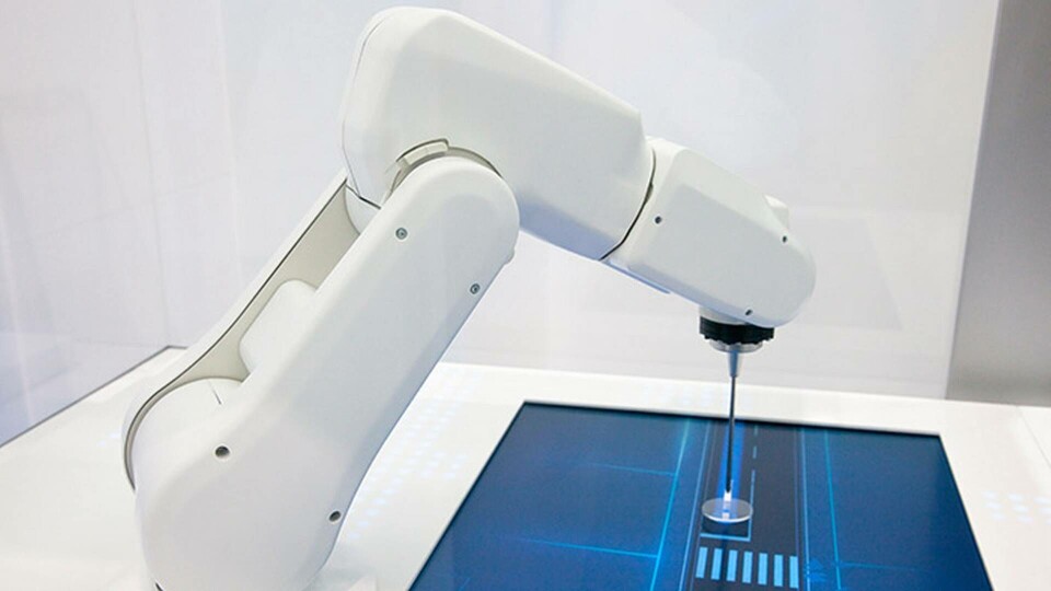 Småföretagen bör digitalisera mera - med exempelvis robotar, menar Damberg. Foto: Alamy Småföretagen bör digitalisera mera - med exempelvis robotar, menar Damberg. Foto: Alamy