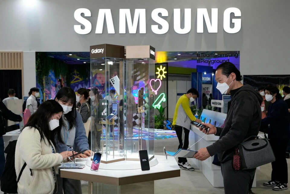Samsungs vinst steg med nästan 60 procent under årets första kvartal. Foto: Ahn Young-joon/AP/TT Samsungs vinst steg med nästan 60 procent under årets första kvartal. Foto: Ahn Young-joon/AP/TT