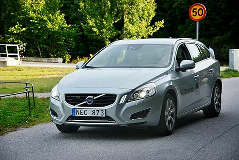 Volvos hybrid är en dyr pjäs och går loss på minst 524 000 kronor.
