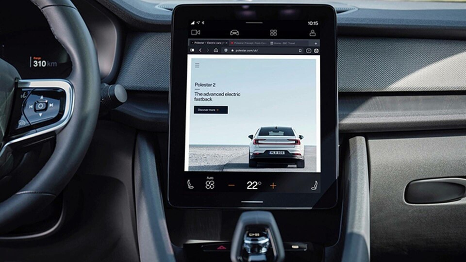 Från och med nu kan ägare till modellen 2 surfa på webben i bilen. Foto: Polestar Från och med nu kan ägare till modellen 2 surfa på webben i bilen. Foto: Polestar