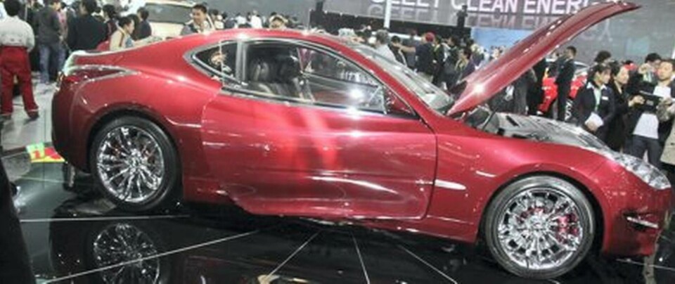 Volvo PV:s nya ägare Geely ligger än så länge bara på 54 utmanarplats men kan klättra snabbt med Volvos hjälp. Bilder visar Geelys nya lyxbilmärke Emgrand. Foto: Geely Volvo PV:s nya ägare Geely ligger än så länge bara på 54 utmanarplats men kan klättra snabbt med Volvos hjälp. Bilder visar Geelys nya lyxbilmärke Emgrand. Foto: Geely
