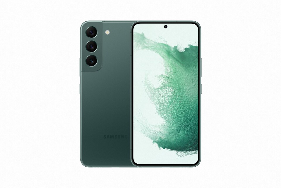 Galaxy S22, på bild, och Galaxy S22 Plus är de mindre syskonen till Ultra-modellen. Foto: Press Galaxy S22, på bild, och Galaxy S22 Plus är de mindre syskonen till Ultra-modellen. Foto: Press