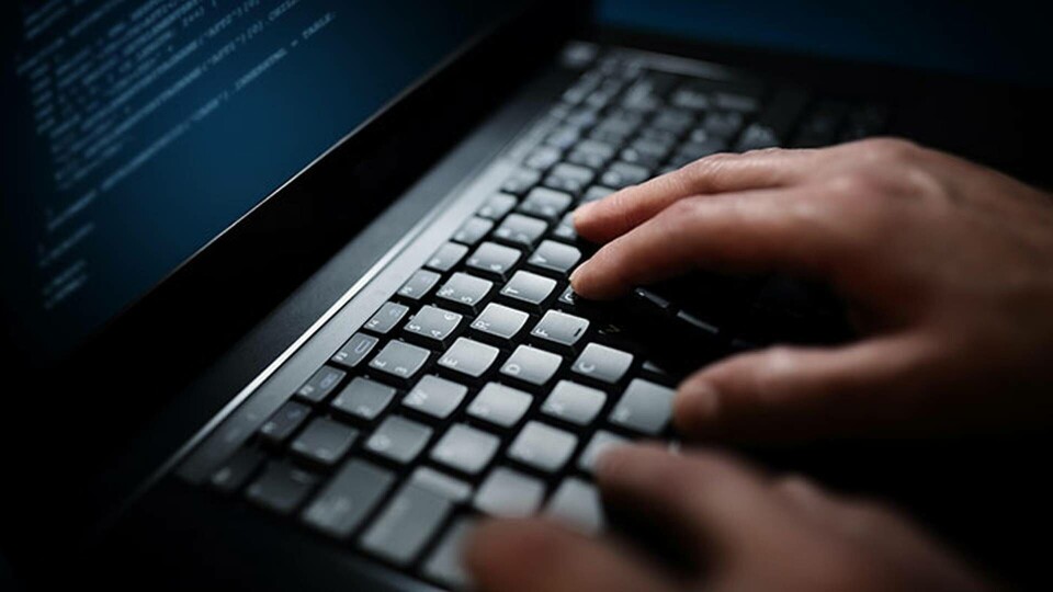 Sekretessreglerad information som lagras i tjänster ägda av företag som inte lyder under svensk lag ska anses vara röjd information. Det konstaterade E-sam. Foto: IBL Sekretessreglerad information som lagras i tjänster ägda av företag som inte lyder under svensk lag ska anses vara röjd information. Det konstaterade E-sam. Foto: IBL