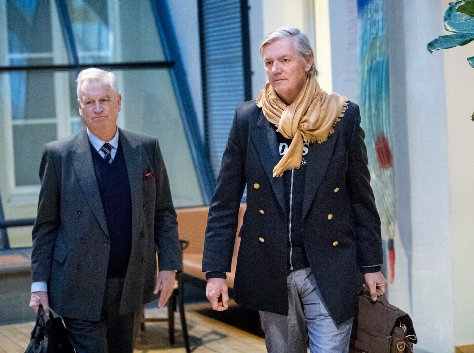 Hovrätten i Göteborg avslutar rättegången mot Saab Automobiles siste vd och styrelseordförande Victor Muller om grovt svindleri. Victor Muller tillsammans med sin advokat Hans Strandberg. Foto: Björn Larsson Rosvall / TT Hovrätten i Göteborg avslutar rättegången mot Saab Automobiles siste vd och styrelseordförande Victor Muller om grovt svindleri. Victor Muller tillsammans med sin advokat Hans Strandberg. Foto: Björn Larsson Rosvall / TT