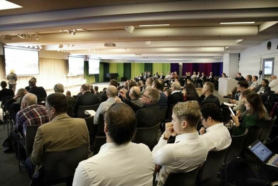 Över 100 deltagare träffades för att mingla och lyssna på föredrag på Ny Tekniks konferens ”Industrial internet of Things”. Foto: Jörgen Appelgren