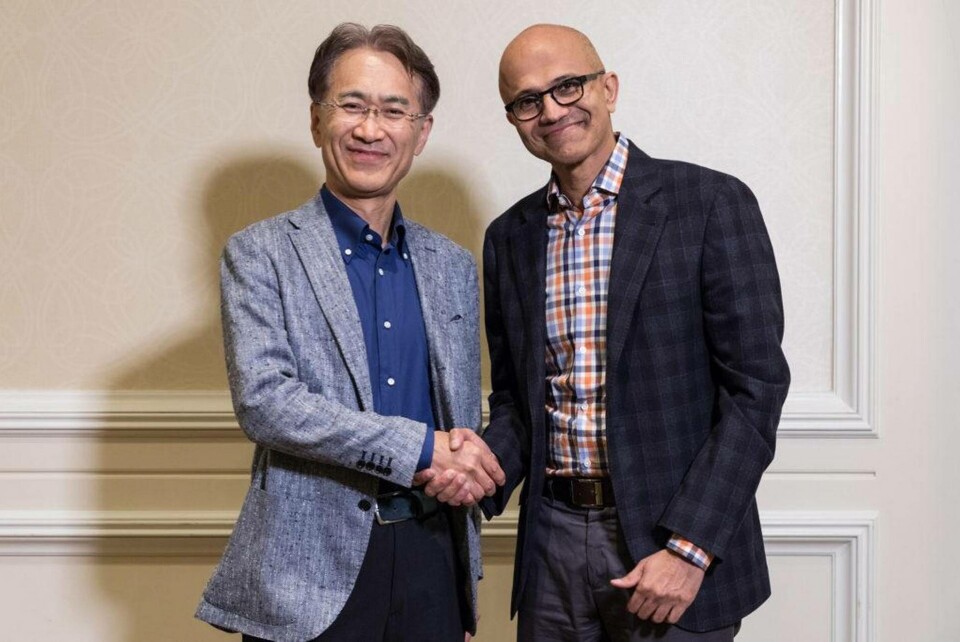 Kenichiro Yoshida, vd för Sony, och Satya Nadella, vd, Microsoft. Foto: Microsoft Kenichiro Yoshida, vd för Sony, och Satya Nadella, vd, Microsoft. Foto: Microsoft