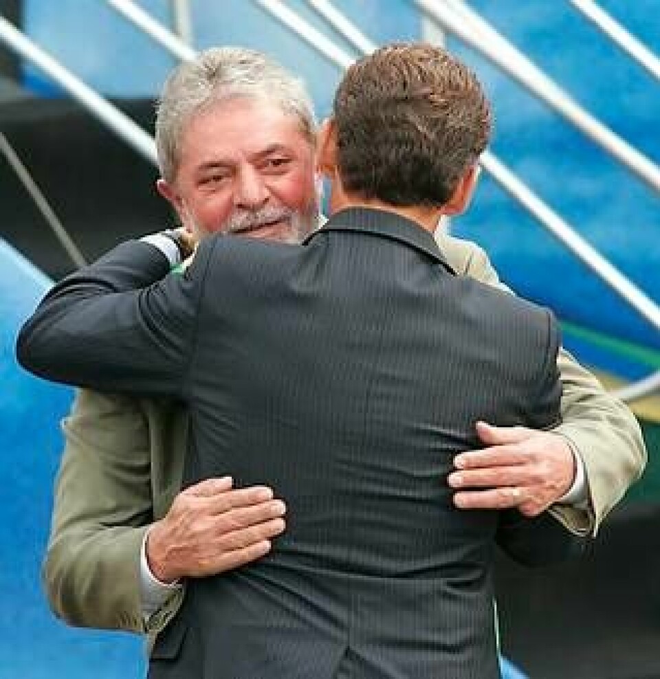 - Vi gillar varandra. Sarkozy gjorde ett besök hos Lula på nationaldagen den 7 september 2009 för att säkra flygplansaffären. Foto: Eraldo Peres