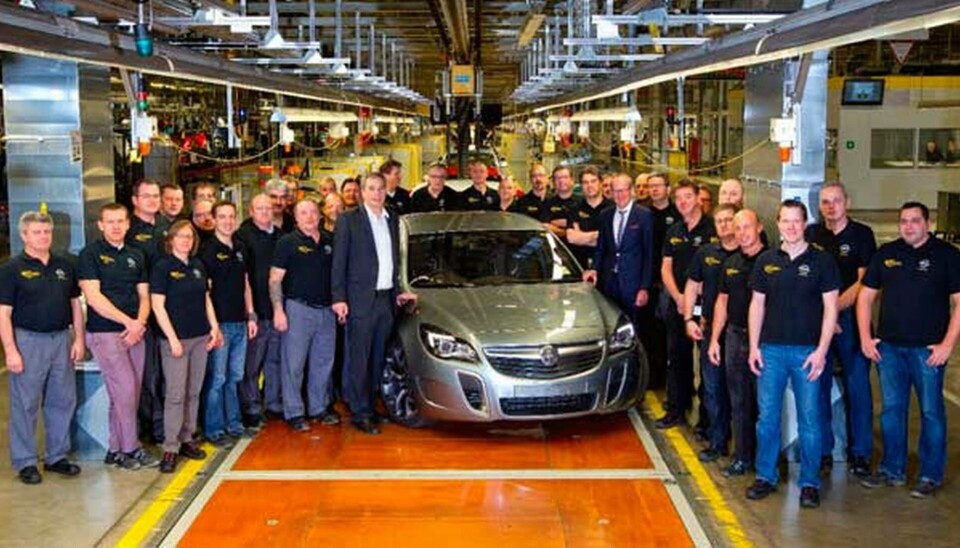 Den första Holden Insignia rullar av bandet i Rüsselsheim. Foto: Opel Den första Holden Insignia rullar av bandet i Rüsselsheim. Foto: Opel
