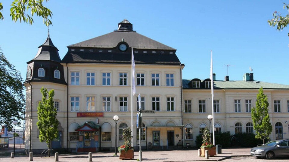 Istället för trafikinformation visades porrbilder på bildskärmen vid centralstationen i Kalmar. Foto: Wikimedia Commons
