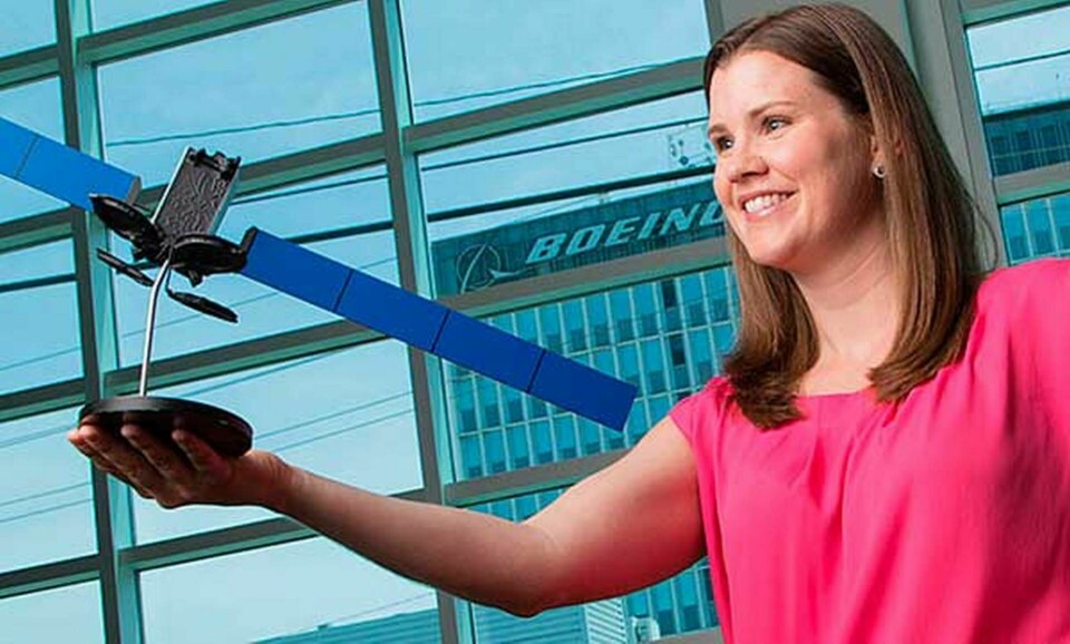 Holly Murphy, ingenjör vid Boeing, har lett teamet bakom den eldrivna satelliten. Foto: Boeing