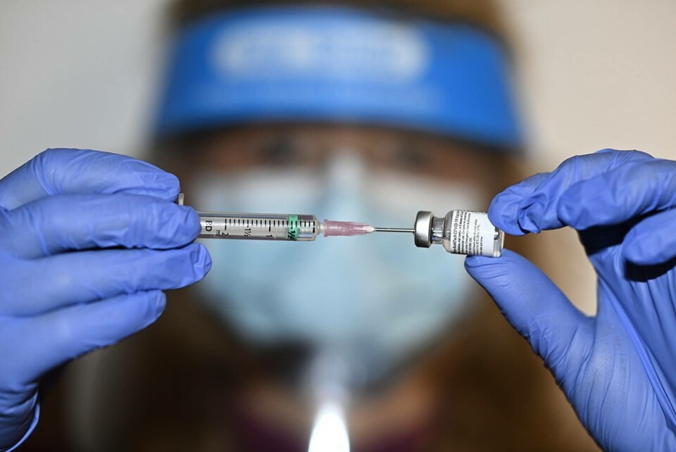 Läkemedelsverket följer löpande rapporter om biverkningar av covidvaccinen. Arkivbild. Foto: Mikael Fritzon/TT Läkemedelsverket följer löpande rapporter om biverkningar av covidvaccinen. Arkivbild. Foto: Mikael Fritzon/TT