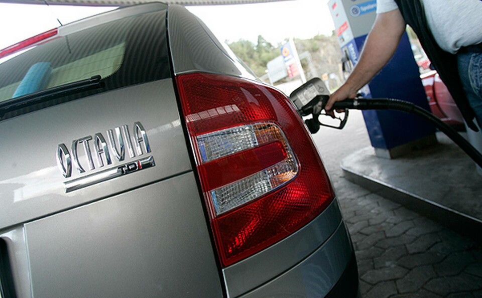 80 procent av den franska personbilsflottan är dieseldriven. Men nu vill regeringen göra sig av med dieseln. Foto: TT 80 procent av den franska personbilsflottan är dieseldriven. Men nu vill regeringen göra sig av med dieseln. Foto: TT