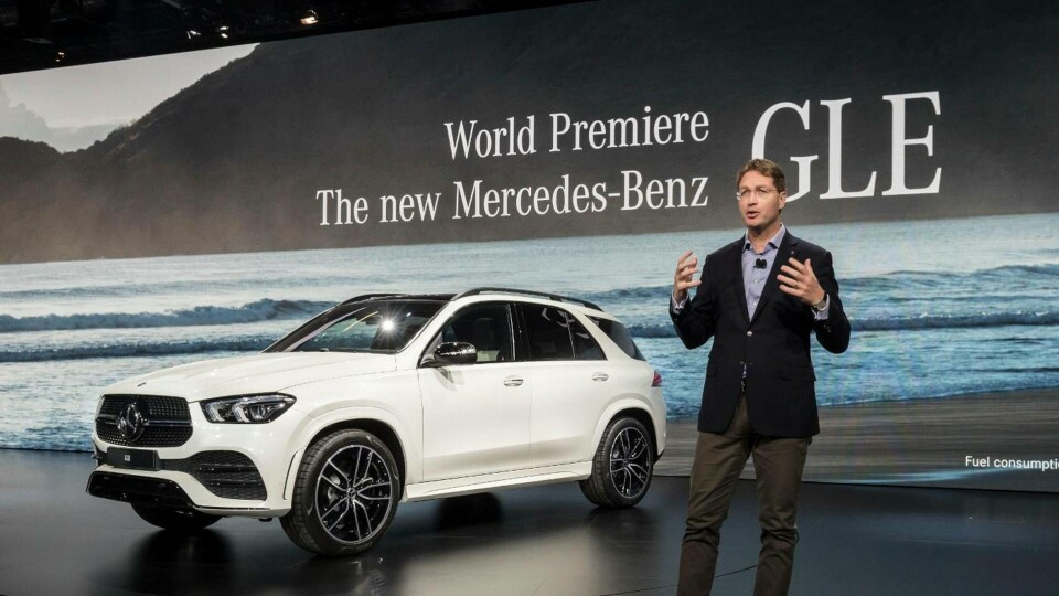 Ola Källenius, Daimlerkoncernens och Mercedes utvecklingschef, vid premiären av den nya generationen av Mercedes GLE. Foto: Daimler Ola Källenius, Daimlerkoncernens och Mercedes utvecklingschef, vid premiären av den nya generationen av Mercedes GLE. Foto: Daimler