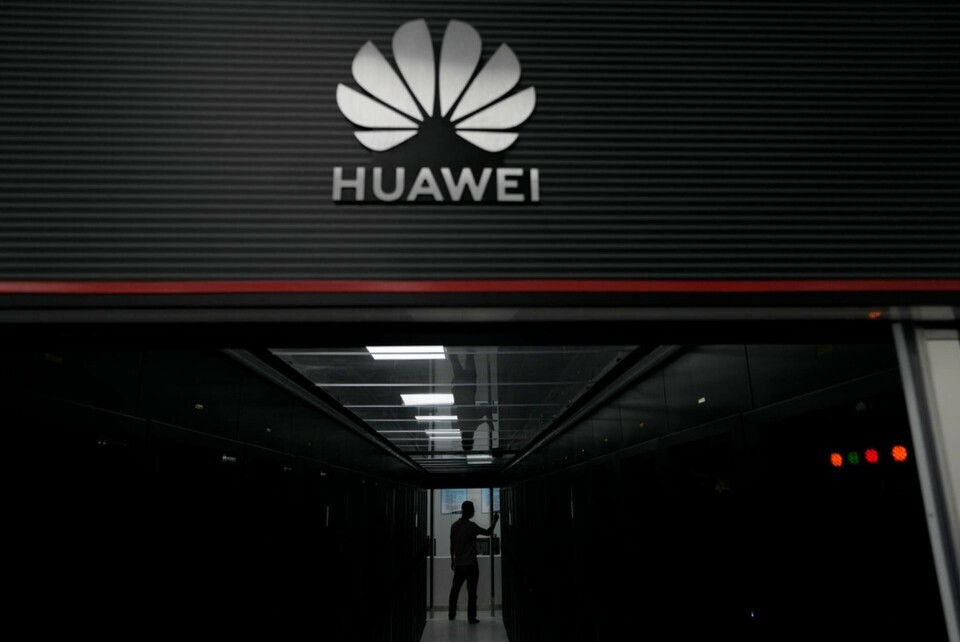 Huaweis intäkter minskar – men omsättningen ökar. Arkivbild. Foto: Ng Han Guan/AP/TT Huaweis intäkter minskar – men omsättningen ökar. Arkivbild. Foto: Ng Han Guan/AP/TT