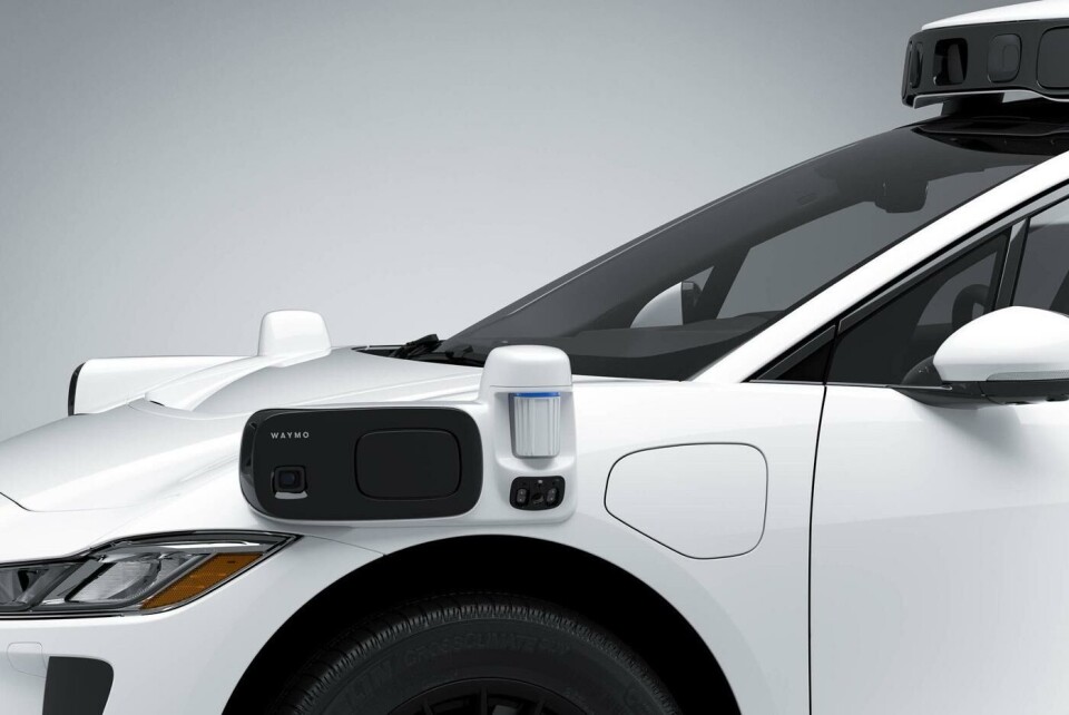 De svarta detaljerna på sidan av bilen är så kallade periferi-lidars. Foto: Waymo De svarta detaljerna på sidan av bilen är så kallade periferi-lidars. Foto: Waymo