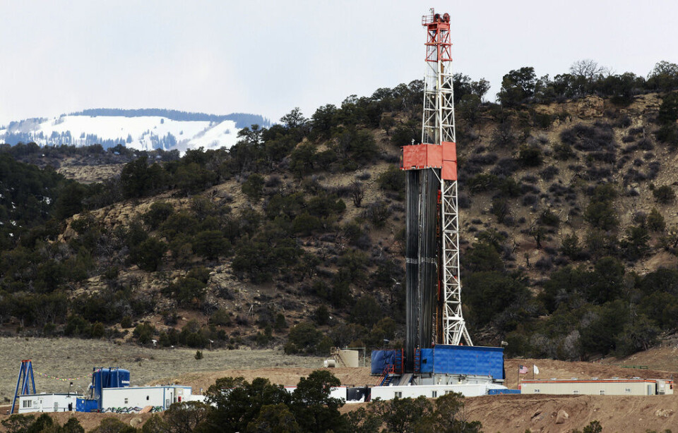 Borrning vid en anläggning tänkt för hydraulisk spräckning i Colorado. Arkivbild. Foto: Brennan Linsley/AP/TT