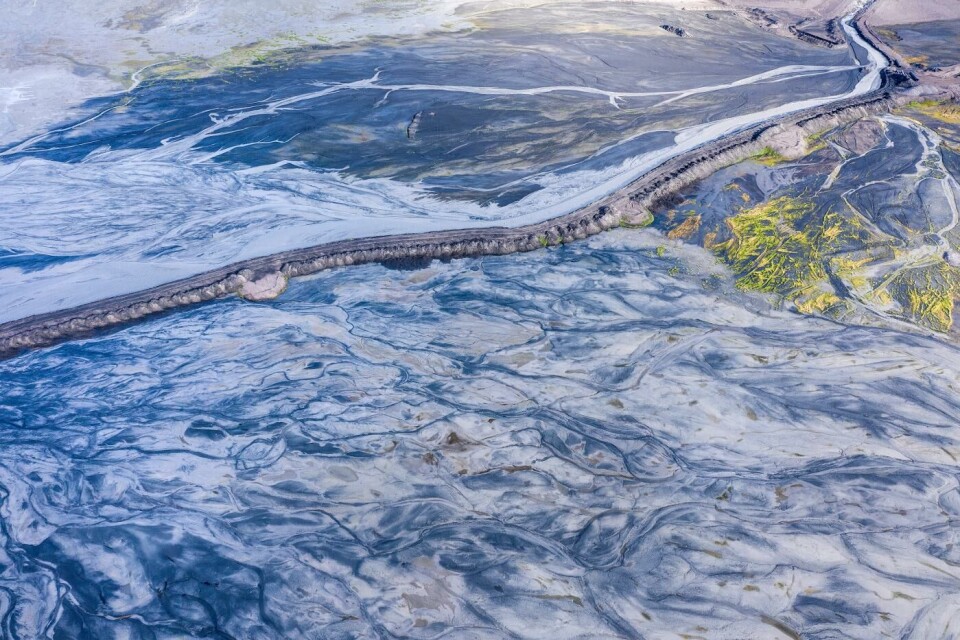 Avfallsdammarna fylls på med några miljoner ton sand varje år. Foto: Fredric Alm Avfallsdammarna fylls på med några miljoner ton sand varje år. Foto: Fredric Alm