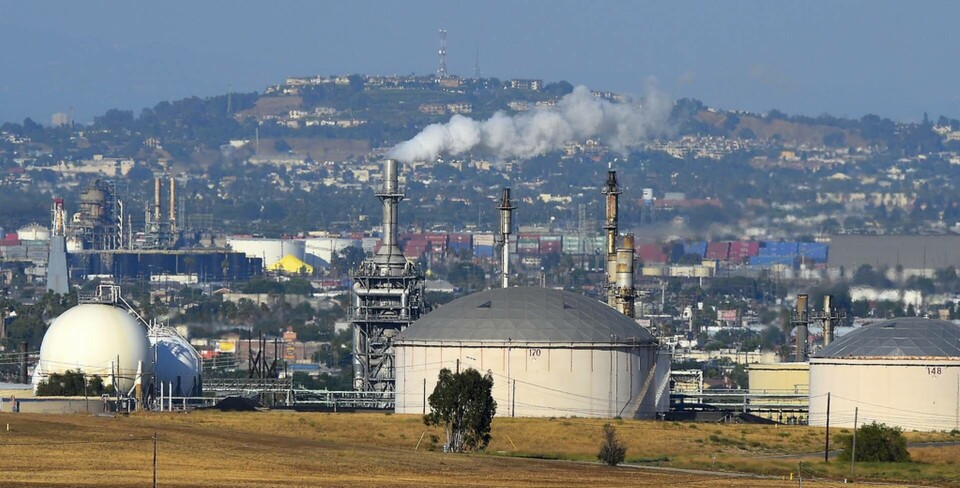 Ett raffinaderi tillhörande Phillips 66 i Wilmington i Los Angeles. Arkivbild. Foto: Mark J. Terrill/AP/TT Ett raffinaderi tillhörande Phillips 66 i Wilmington i Los Angeles. Arkivbild. Foto: Mark J. Terrill/AP/TT