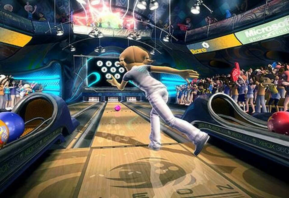 Med nya Kinect-kontrollen till Xbox kan du nästan stå still och spela, men det krävs fortfarande bowlingrörelser för att få strike.