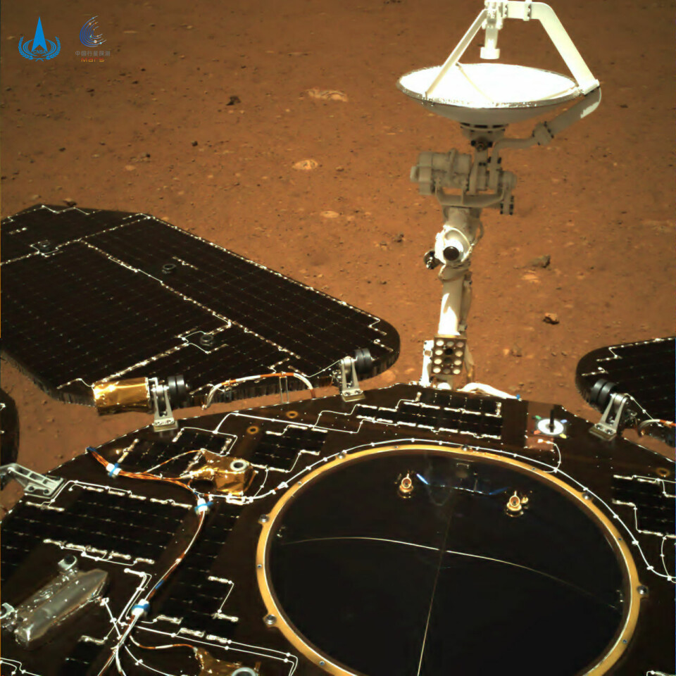 Bild från Kinas Marsrover Zhurong. Foto: CNSA Bild från Kinas Marsrover Zhurong. Foto: CNSA