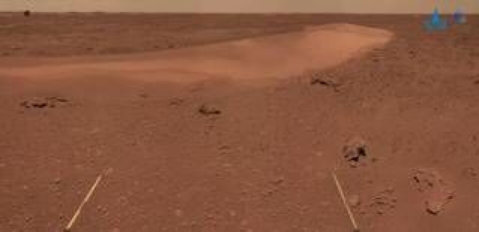 Sanddyn på Mars. Foto: CNSA