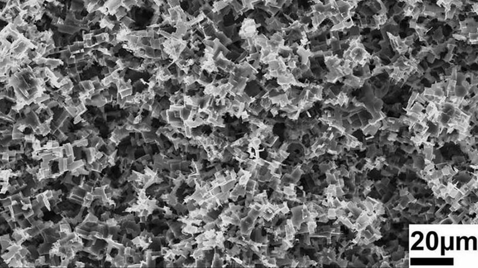 En 20 mikrometer djup 3d-struktur på ytan av aluminium. Foto: Melike Baytekin‐Gerngroß